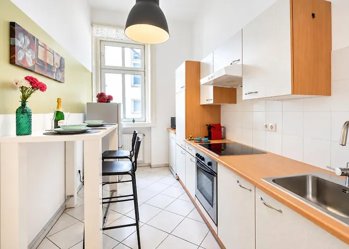 2 Bedroom For 6 Near Augarten & U4 - U2 Metro Apartment