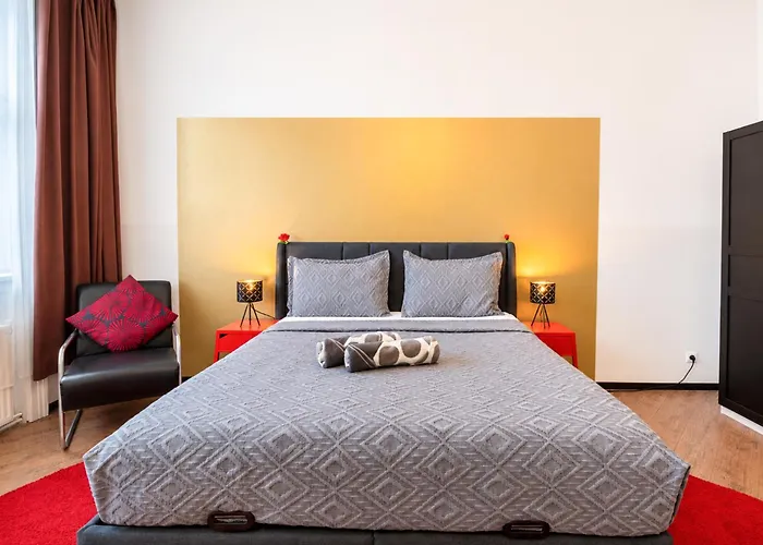 2 Bedroom For 6 Near Augarten & U4 - U2 Metro