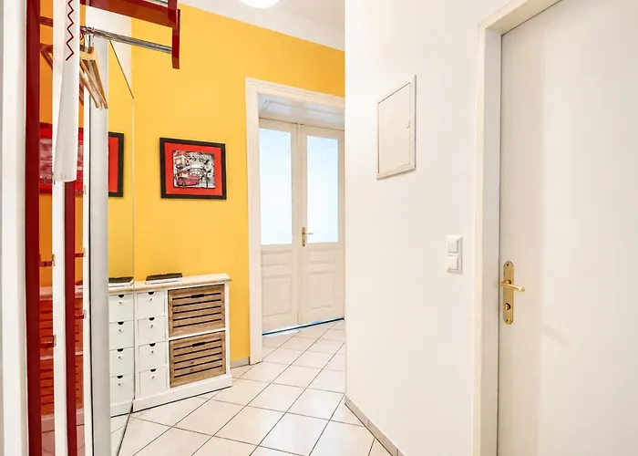 Apartment 2 Bedroom For 6 Near Augarten & U4 - U2 Metro Vienna